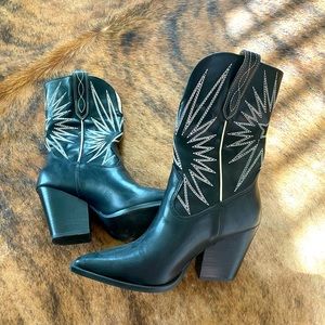 Black cowgirl boots
